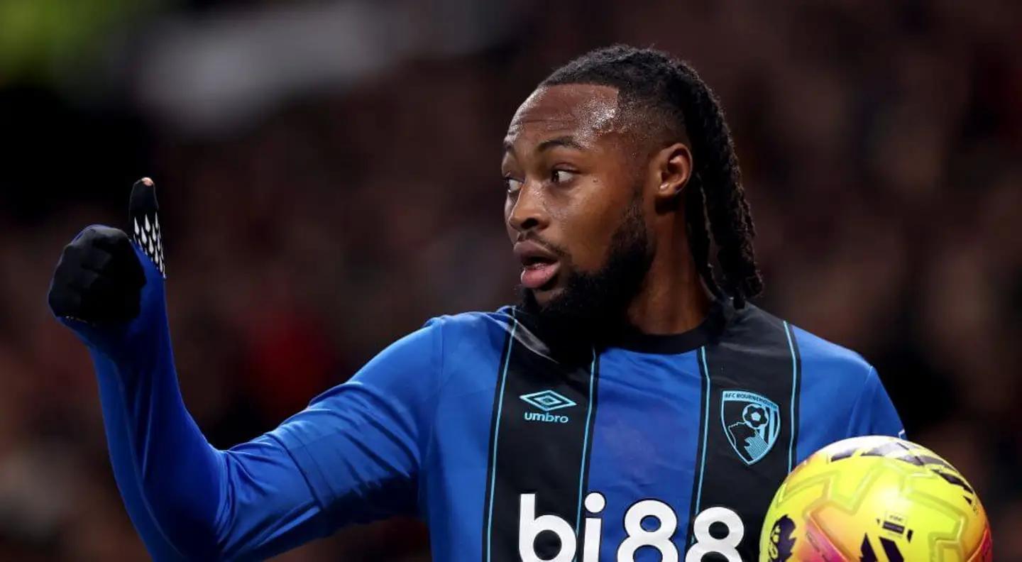 TA：塞門約速度與雙足能力并存，憑借左路適配性進(jìn)入曼聯(lián)視野